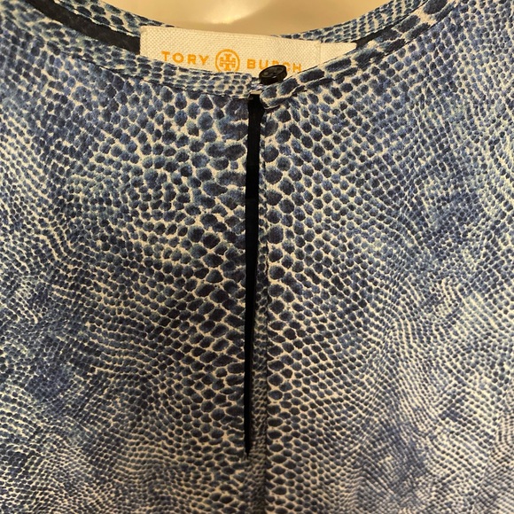 PRISTINE - Tory Burch Blue Snake Print Dress - Size 2 - Light, Cool and Comfy! - Picture 7 of 8